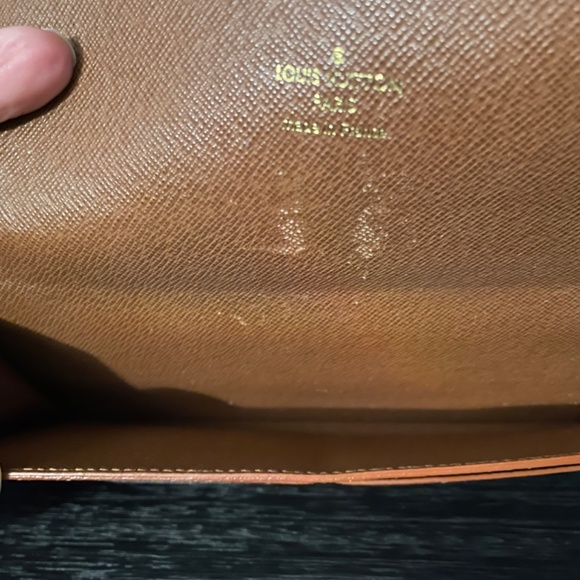 Louis Vuitton Monogram Long Wallet - Picture 5 of 9
